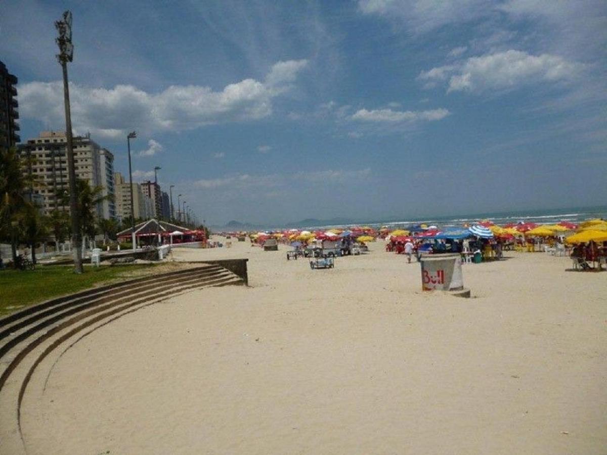 Praia Grande Apto 1 Quadra Do Mar Eksteriør billede